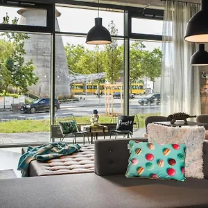 Hotel Moxy Feuerbach, Stuttgart