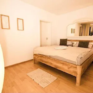 Willkommen Im Lilly In Direkt Am Flughafen Fmo Apartment