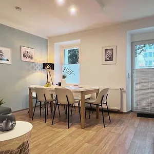 Nice2be Lions - Zentrum Apartment