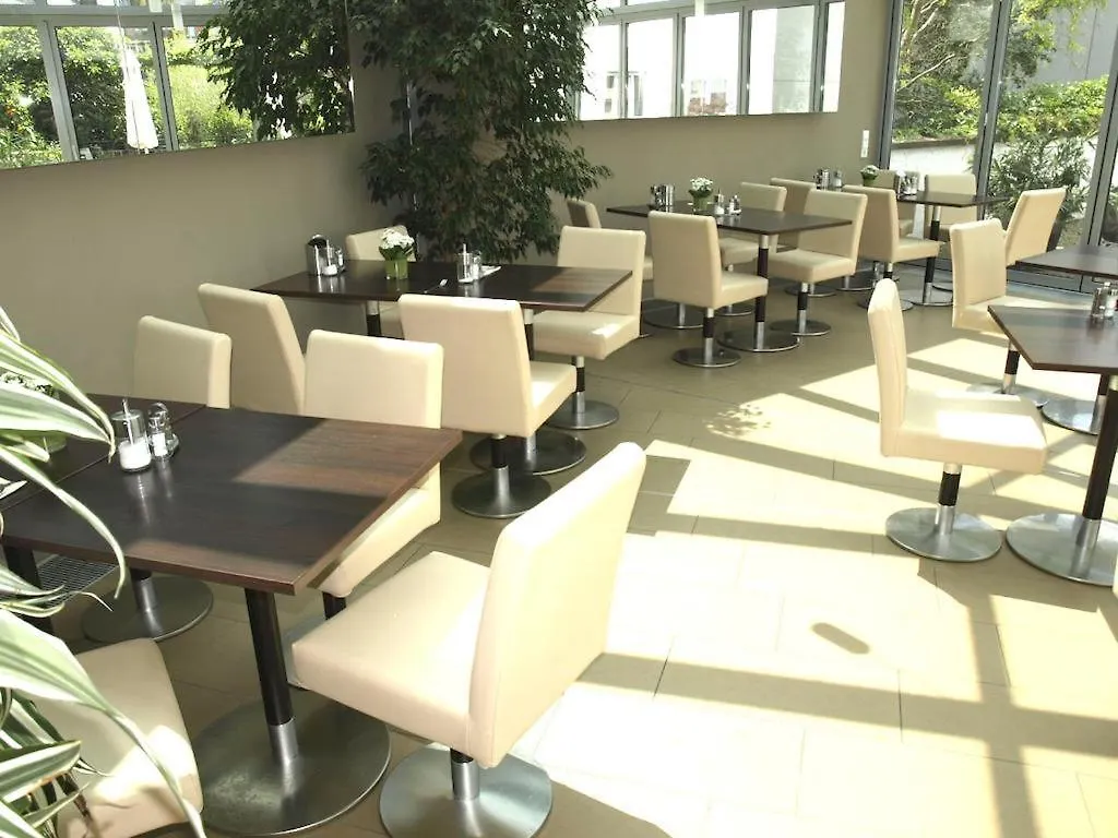 ***  City Hotel Stuttgart Alemania